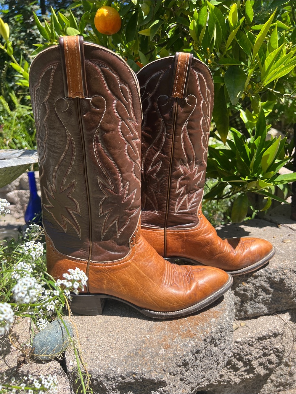 Vintage! Hondo men’s Tan & Dark Brown Western Cowboy Boots full grain leather - Picture 2 of 14